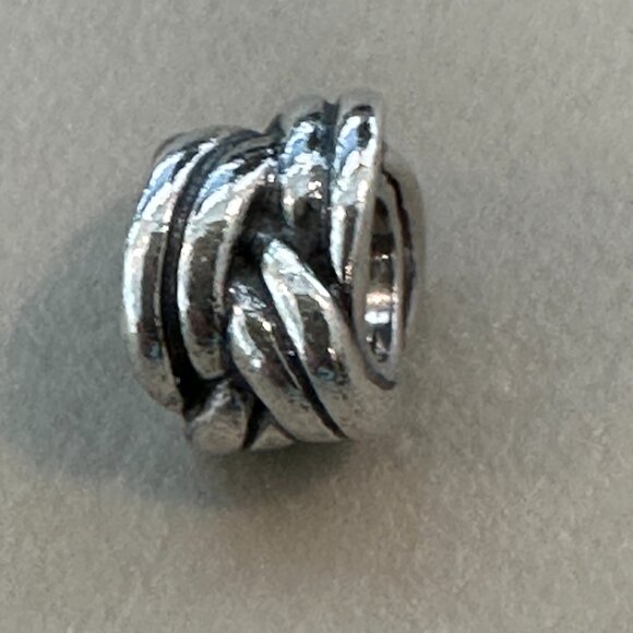Authentic Pandora Forget Me Not Knot Love Charm - Retired 925 ALE - EUC - Picture 7 of 9